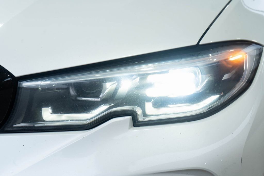 Used 2021 BMW M340i xDrive w/ Premium Package image 8