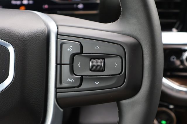 Used 2025 GMC Sierra 2500 SLE w/ SLE Value Package; AWD/4WD image 7