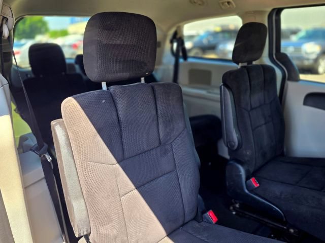 Used 2013 Dodge Grand Caravan SXT FWD image 47