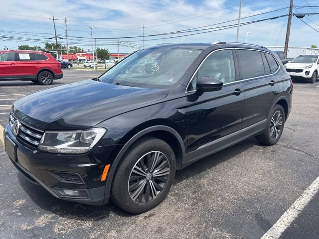 Used 2018 Volkswagen Tiguan SEL AWD/4WD image 31