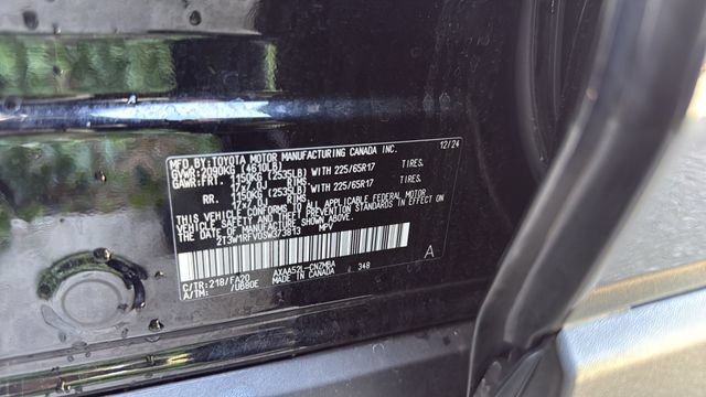 Used 2025 Toyota RAV4 XLE FWD image 35