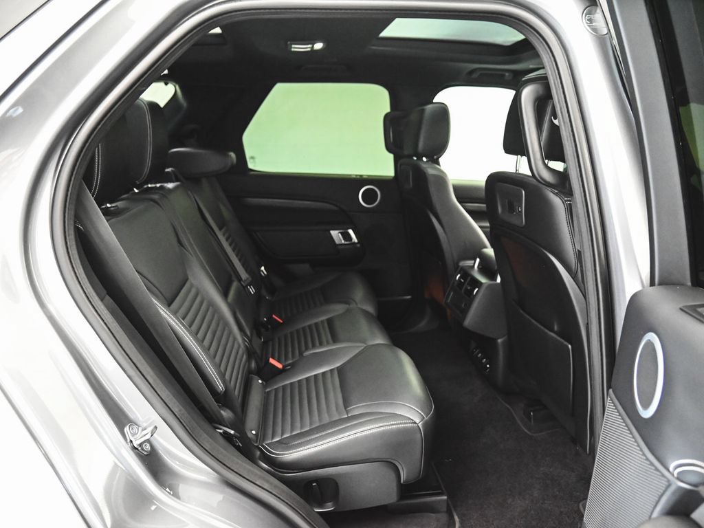 Used 2022 Land Rover Discovery S R-Dynamic AWD/4WD image 35