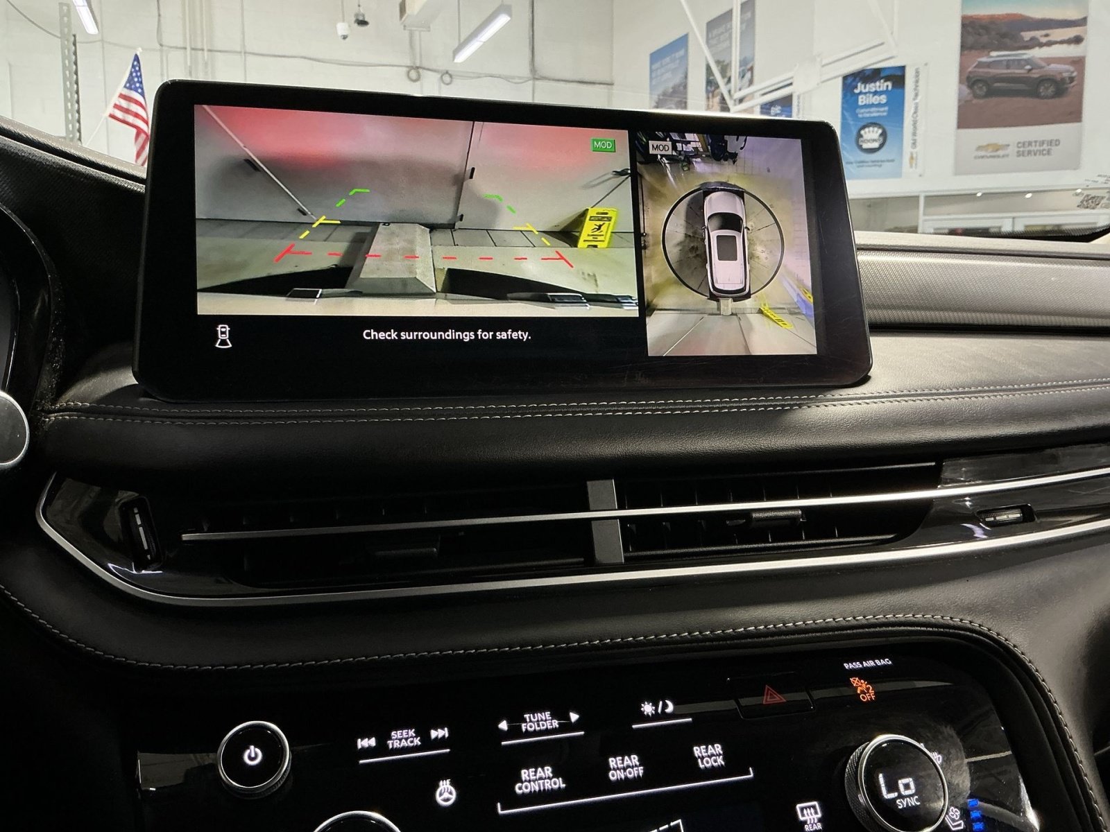 Used 2023 INFINITI QX60 Luxe w/ Vision Package AWD/4WD image 20