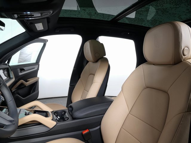New 2026 Porsche Cayenne image 5