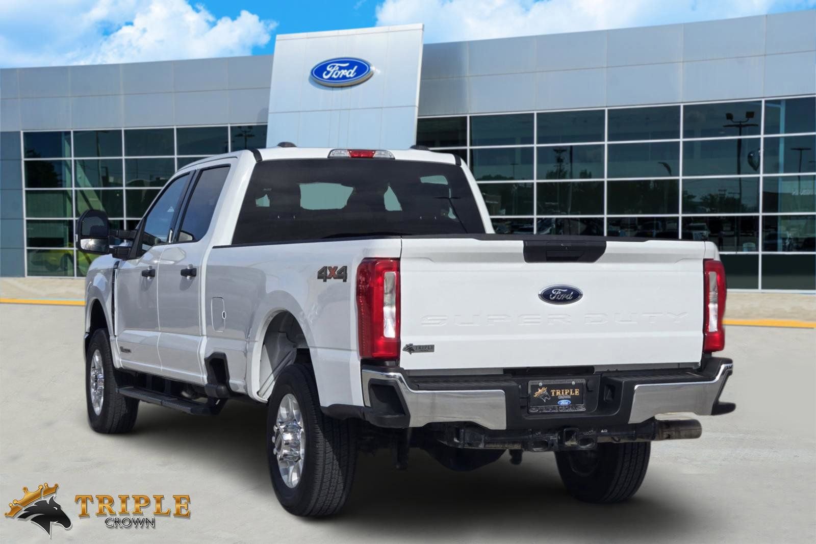 Certified 2025 Ford F350 XLT image 4
