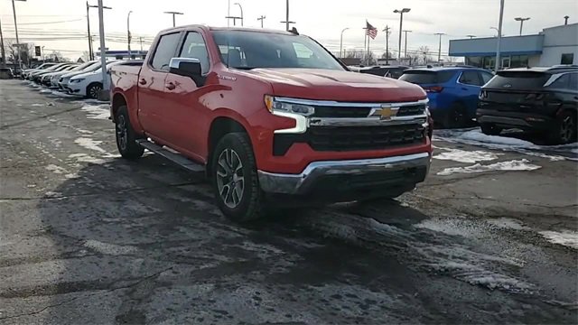 Certified 2023 Chevrolet Silverado 1500 LT image 2