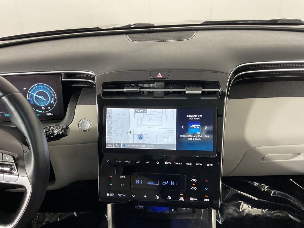 Used 2024 Hyundai Tucson Limited image 13