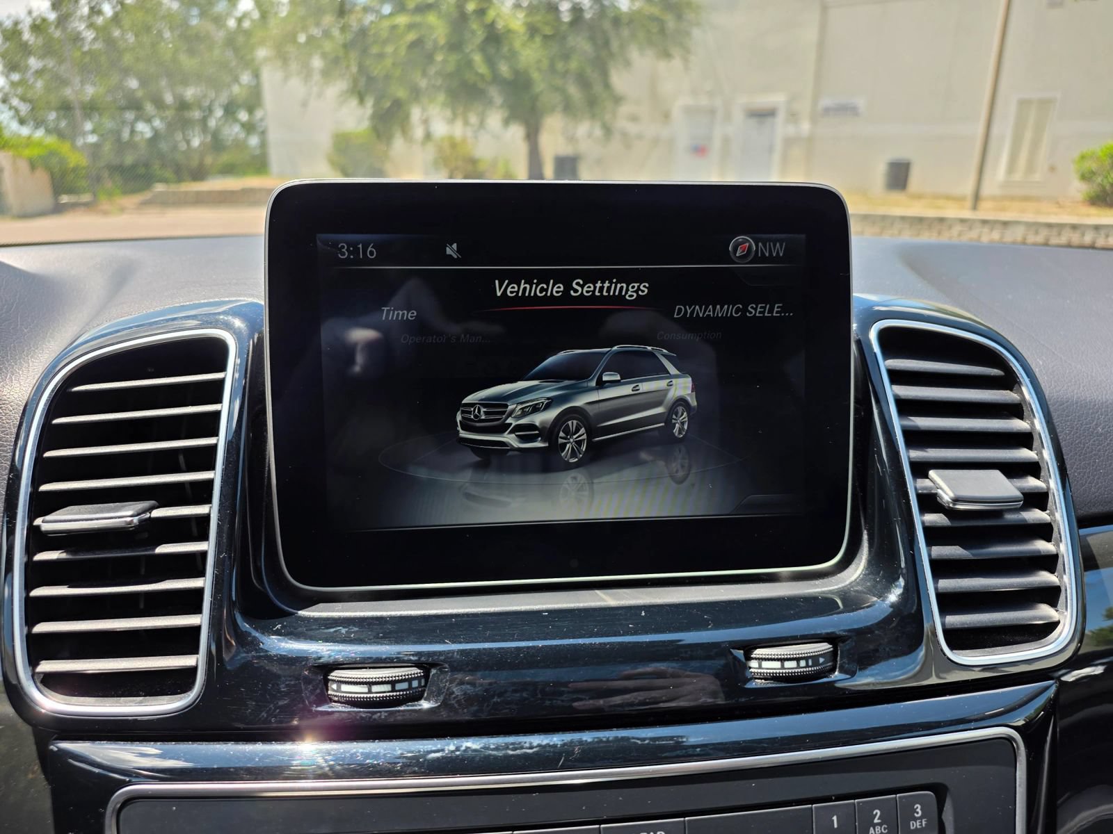 Used 2018 Mercedes-Benz GLE 350 image 34
