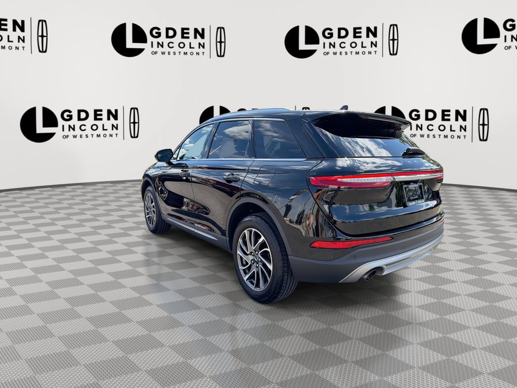 Used 2021 Lincoln Corsair AWD image 6