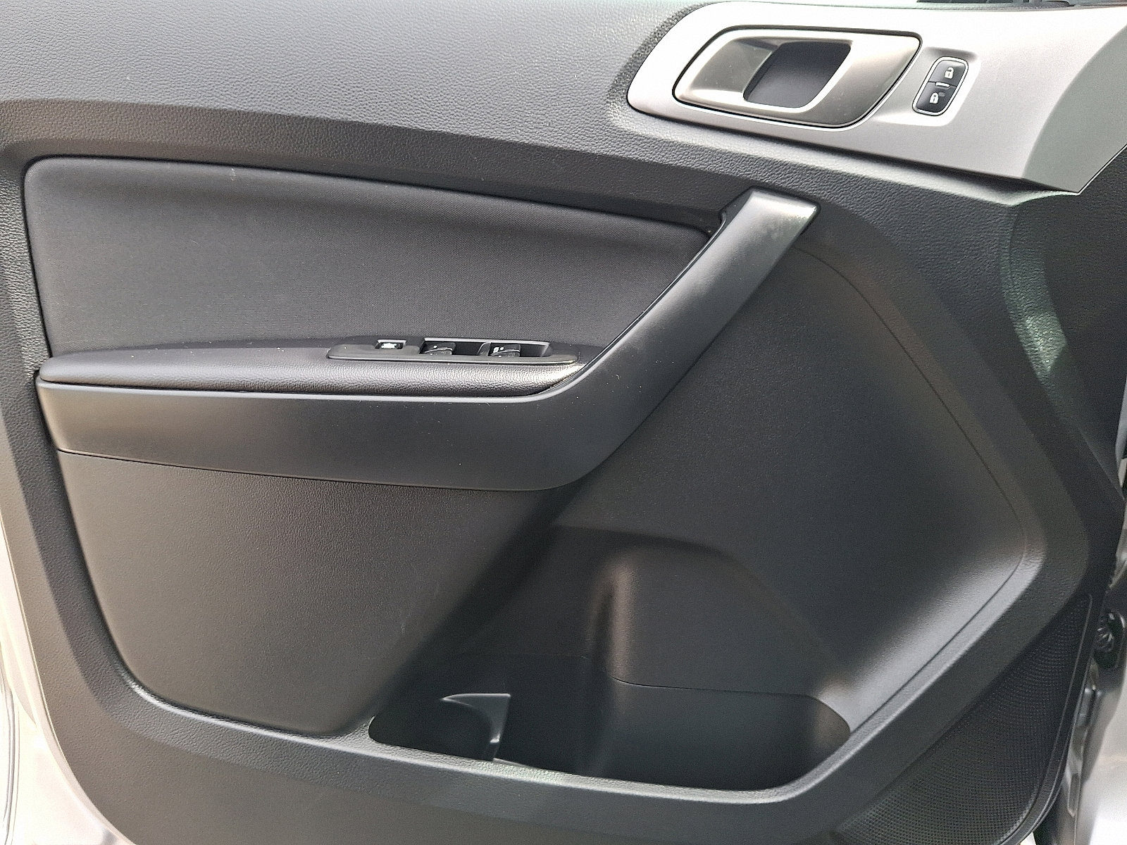 Certified 2021 Ford Ranger XLT w/ Equipment Group 301A Mid image 12