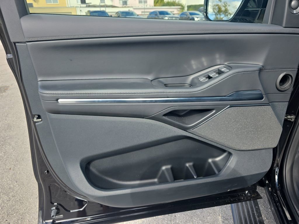 New 2026 Lincoln Navigator Reserve image 19