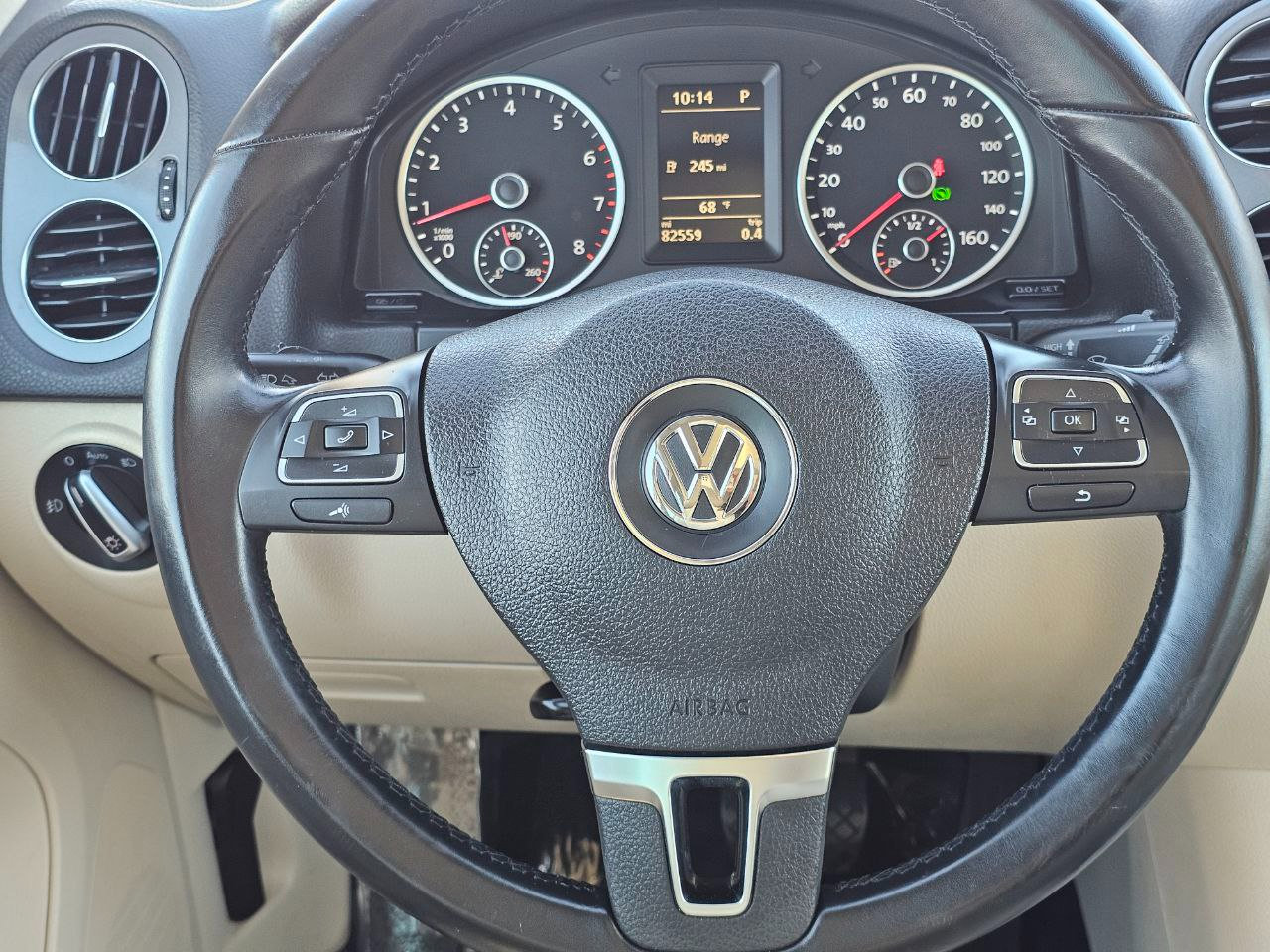 Used 2013 Volkswagen Tiguan SEL image 25