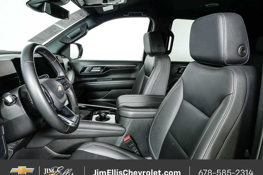 Certified 2025 Chevrolet Tahoe LT RWD image 5