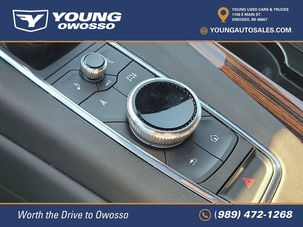 Used 2023 Cadillac Escalade Premium Luxury AWD/4WD image 23