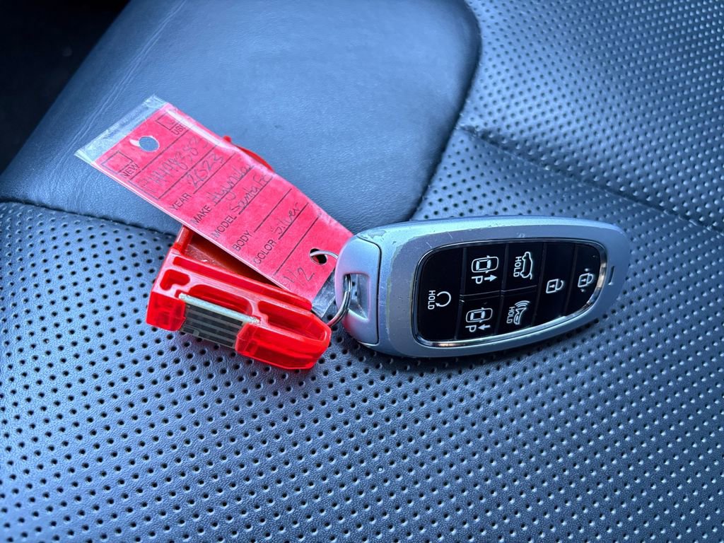 Used 2023 Hyundai Santa Fe Calligraphy image 30