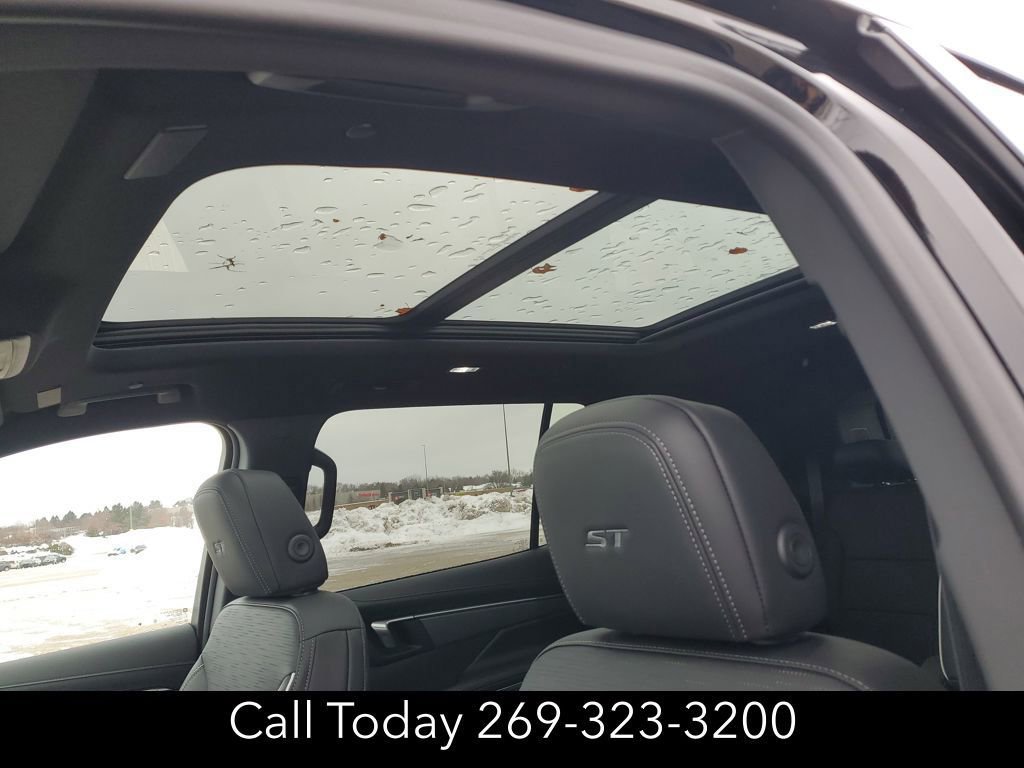 New 2026 Buick Enclave Sport Touring w/ Power Package image 18