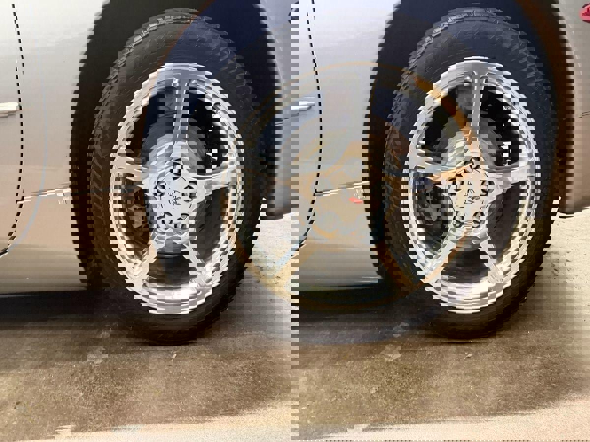 Used 2000 Chevrolet Corvette Convertible w/ Memory Pkg image 19