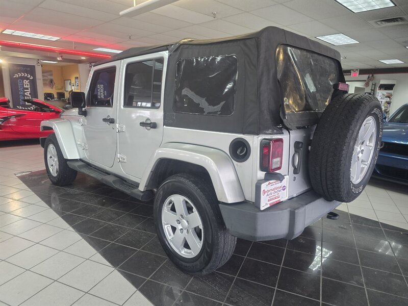 Used 2007 Jeep Wrangler Unlimited Sahara AWD/4WD image 6