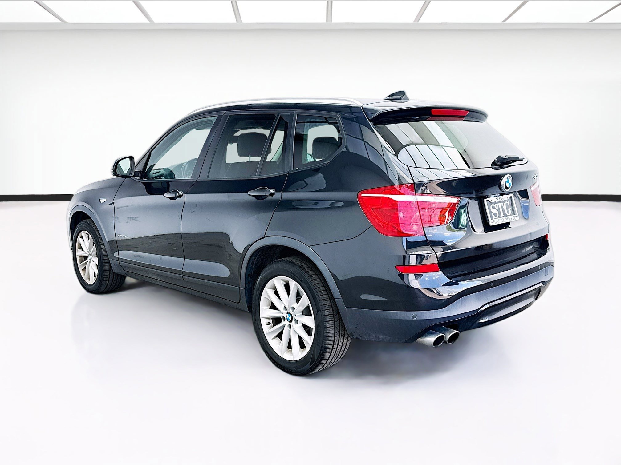 Used 2016 BMW X3 xDrive28i AWD/4WD image 6