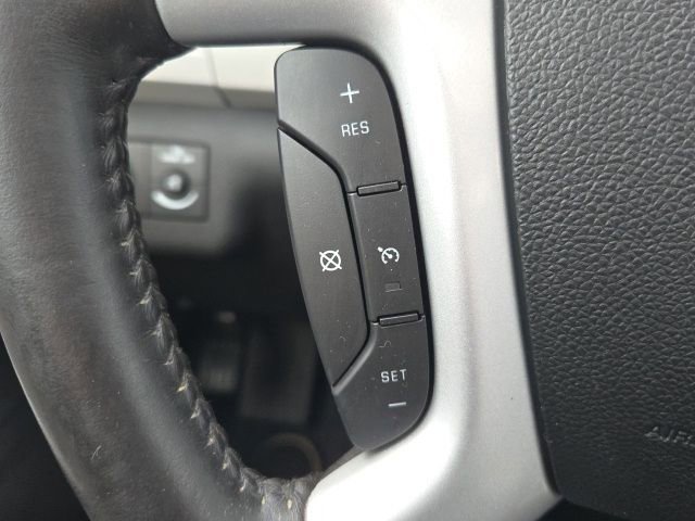 Used 2009 Chevrolet Traverse LTZ image 14