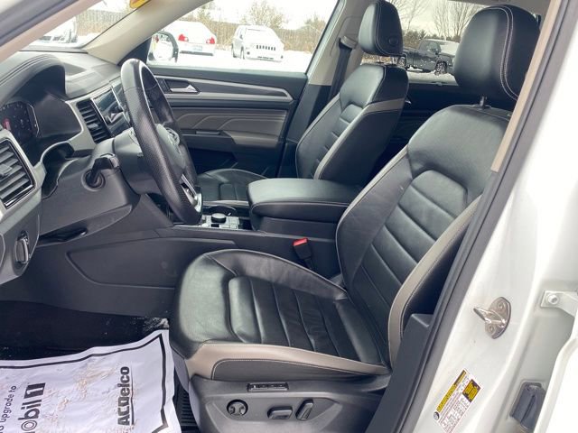 Used 2023 Volkswagen Atlas SEL Premium AWD/4WD image 14