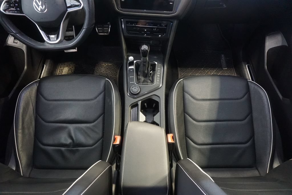Used 2022 Volkswagen Tiguan SEL R-Line AWD/4WD image 30