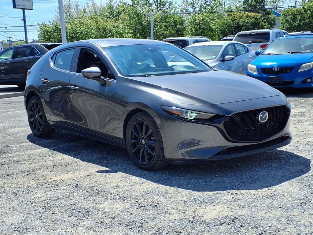 Used 2019 MAZDA MAZDA3 Hatchback w/ Premium Package image 3