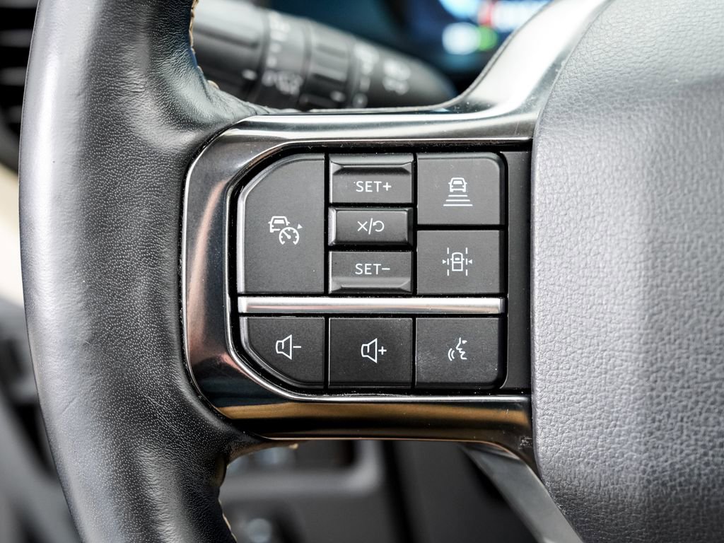 Used 2022 Ford Expedition Max Platinum image 13