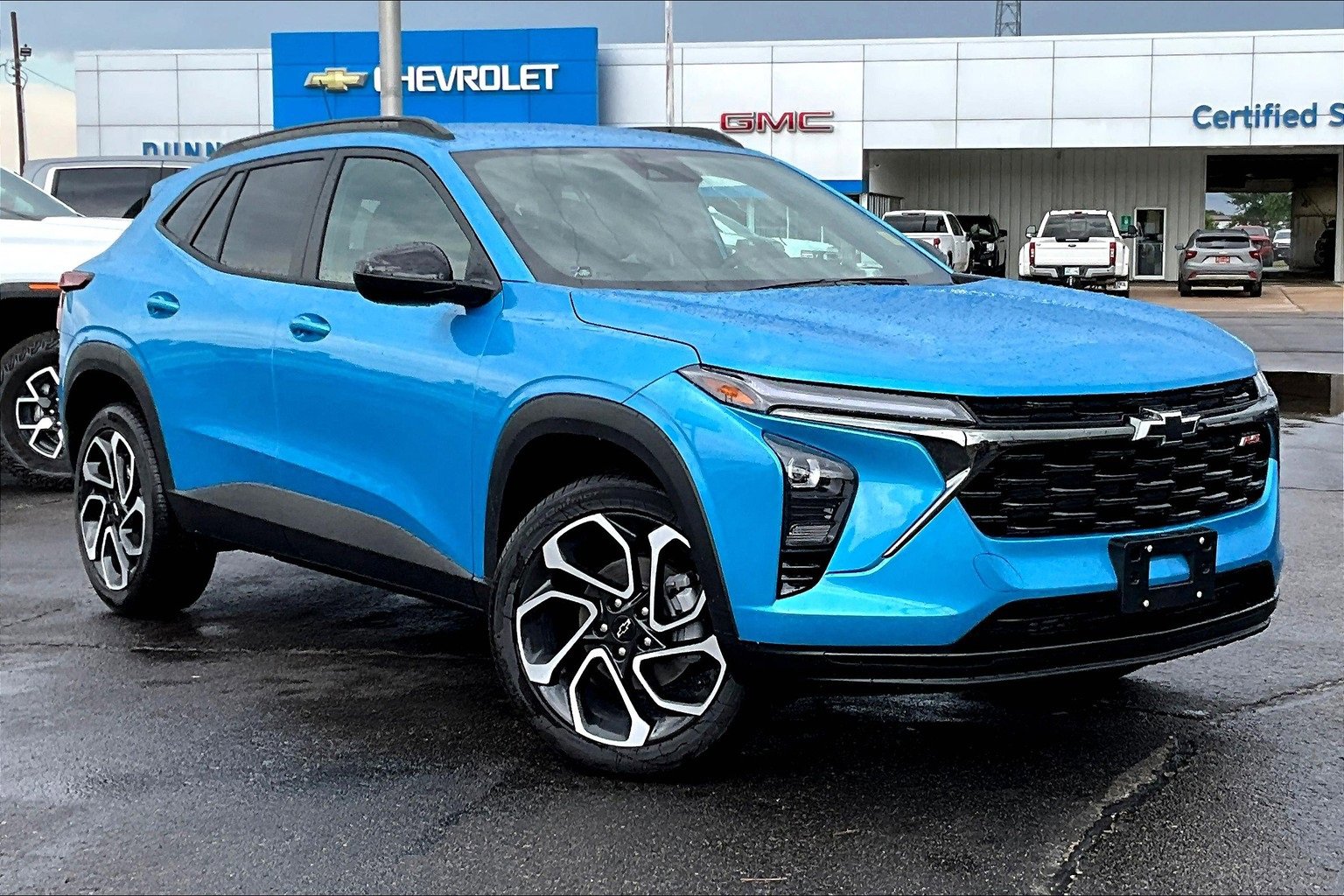 New 2025 Chevrolet Trax RS w/ Driver Confidence Package image 2