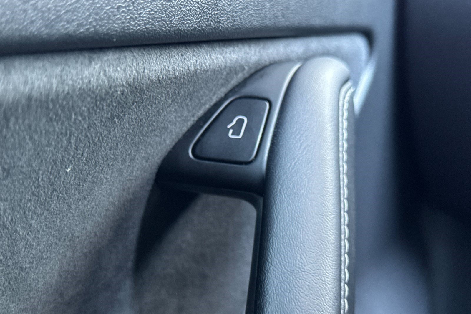 Used 2022 Tesla Model 3 RWD image 34