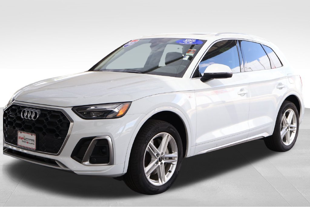 Used 2021 Audi Q5 e Premium Plus w/ Premium Plus Package AWD/4WD image 9