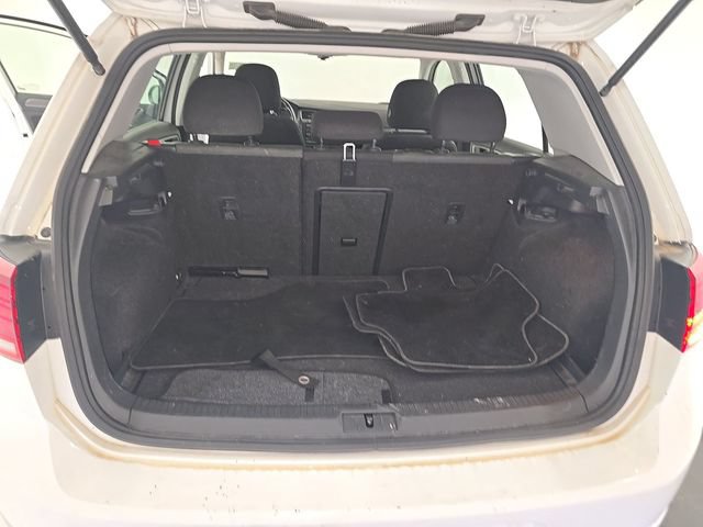 Used 2019 Volkswagen Golf S FWD image 12