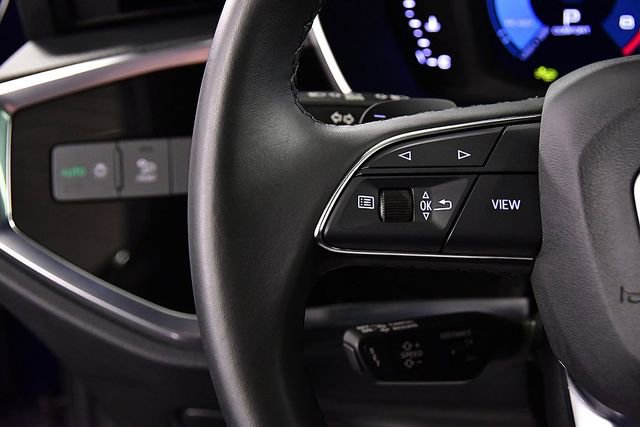 Used 2025 Audi Q3 2.0T Premium image 19