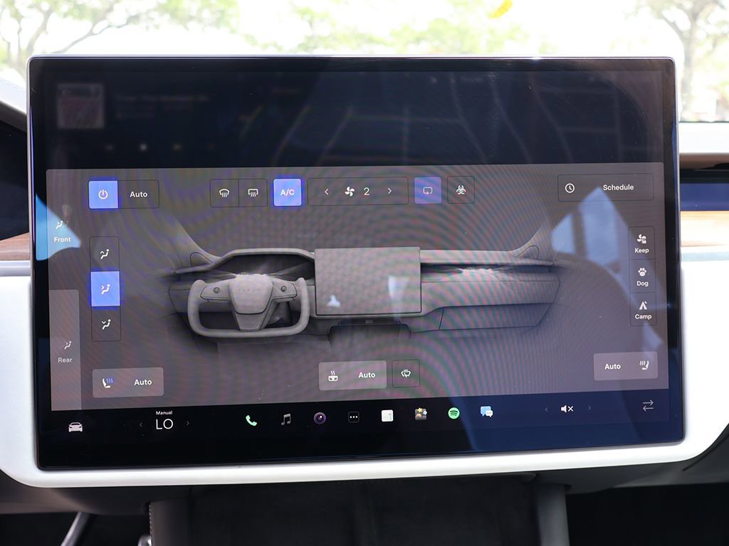 Used 2022 Tesla Model S image 48