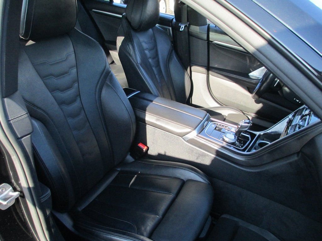 Used 2020 BMW M850i Gran Coupe xDrive image 19