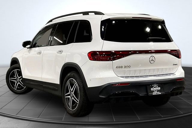 Used 2025 Mercedes-Benz EQB 300 4MATIC image 15