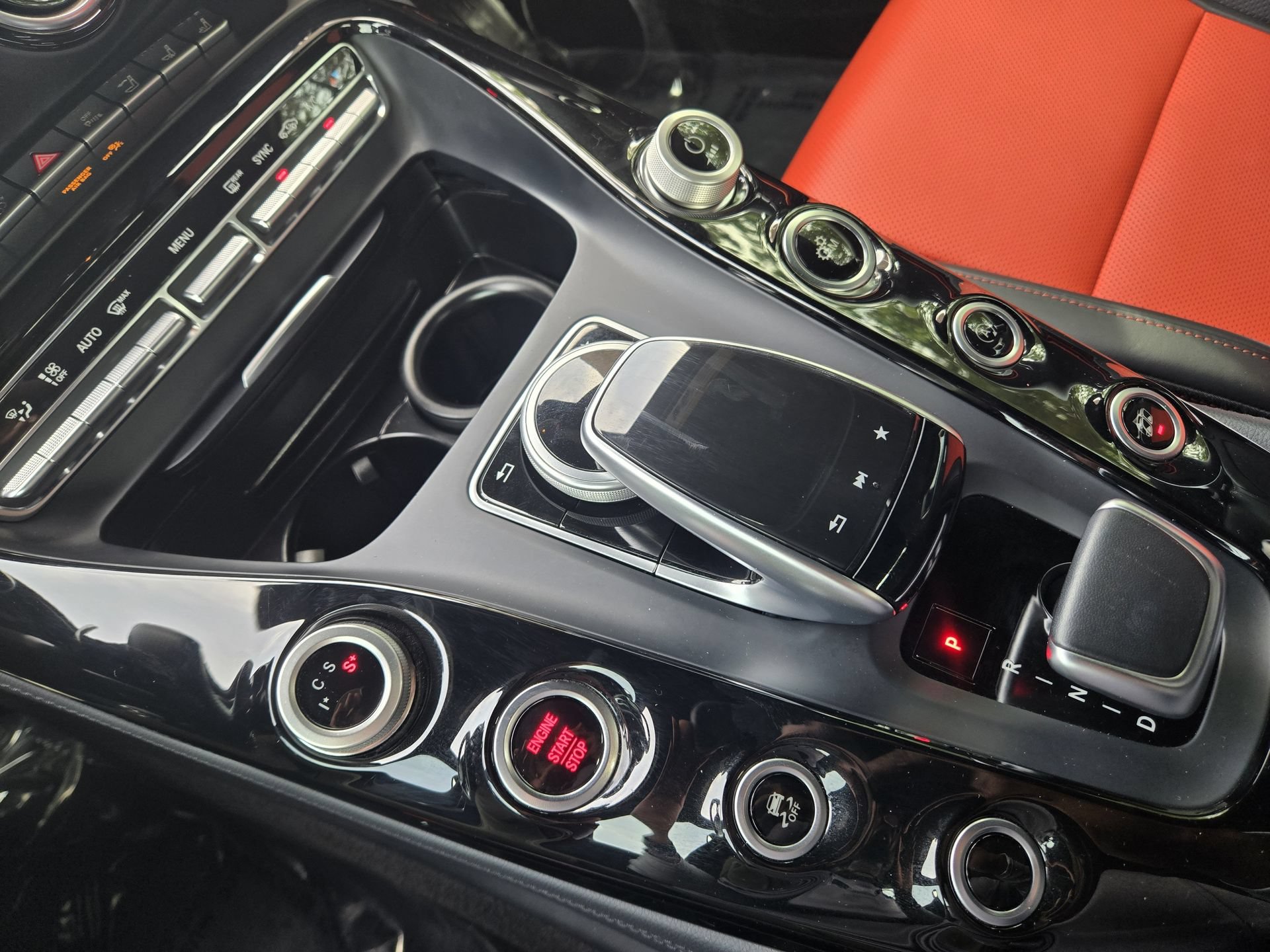 Used 2018 Mercedes-Benz AMG GT Roadster image 20