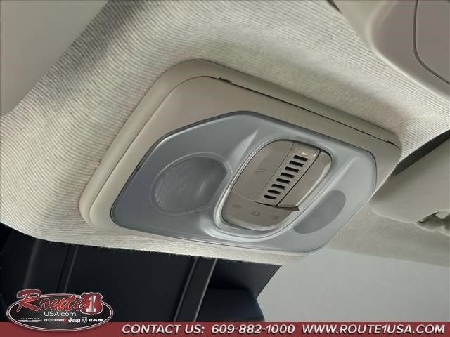 New 2024 RAM ProMaster 3500 w/ Delivery Van Package FWD image 32