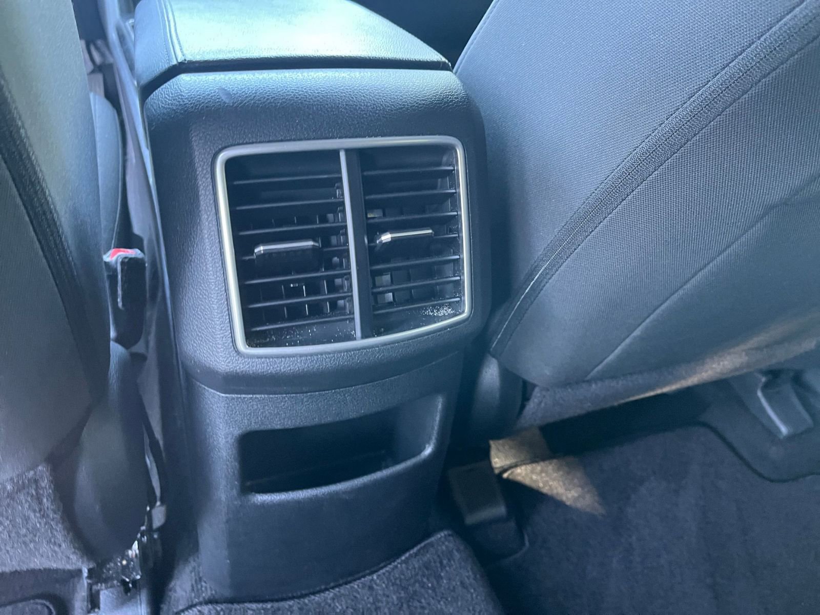 Used 2025 Kia Sportage LX FWD image 22