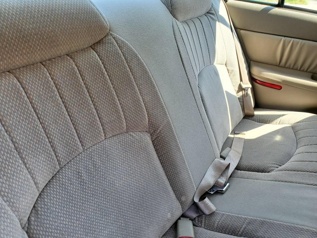 Used 2004 Buick Century Custom FWD image 32