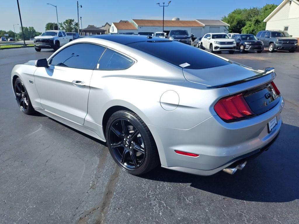Used 2019 Ford Mustang GT Premium w/ Black Accent Package RWD image 3