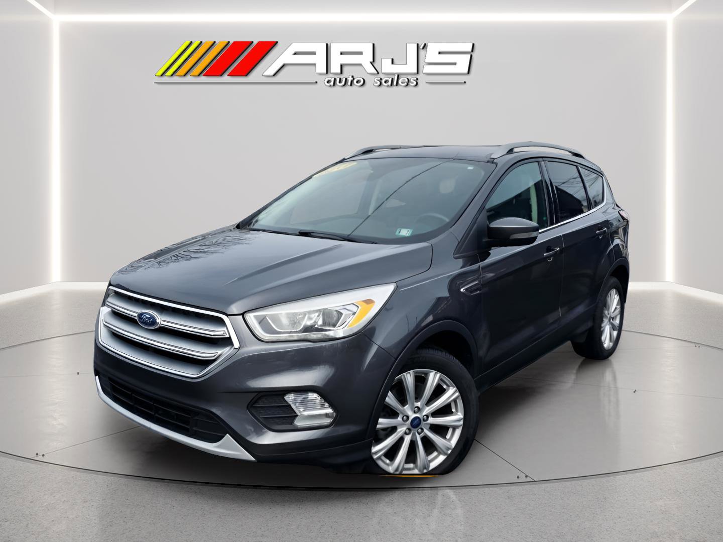 Used 2017 Ford Escape Titanium AWD/4WD image 1