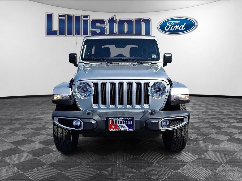 Used 2022 Jeep Wrangler Unlimited Sahara w/ Cold Weather Group AWD/4WD image 2