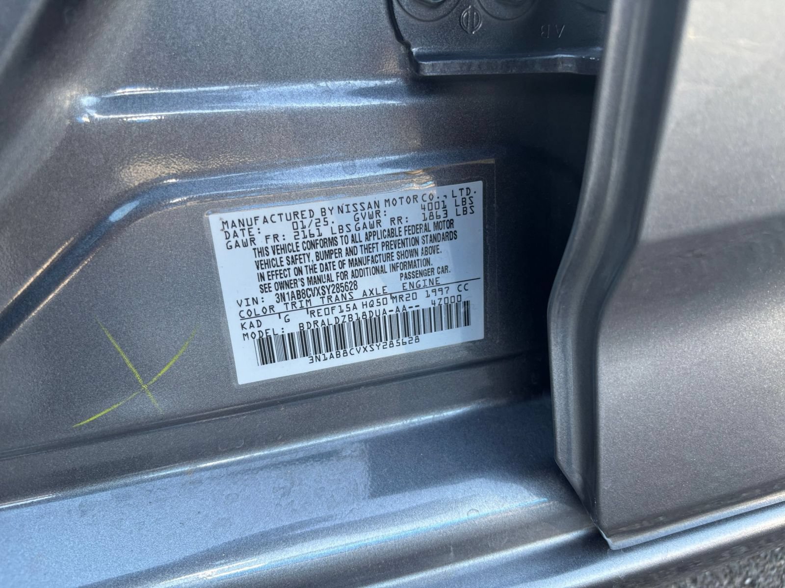 Used 2025 Nissan Sentra SV FWD image 28