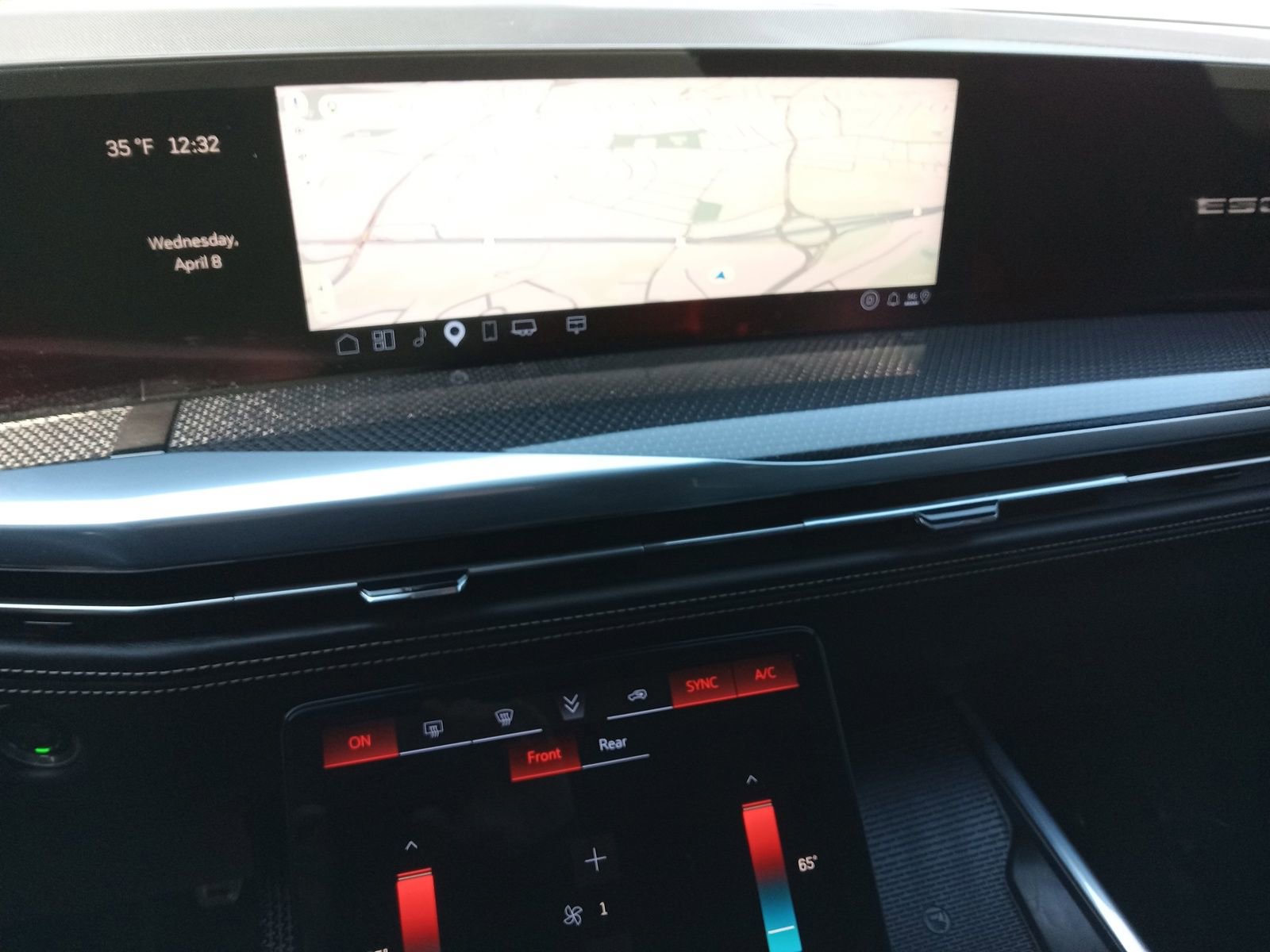 Used 2025 Cadillac Escalade V w/ LPO, ONYX Package image 16