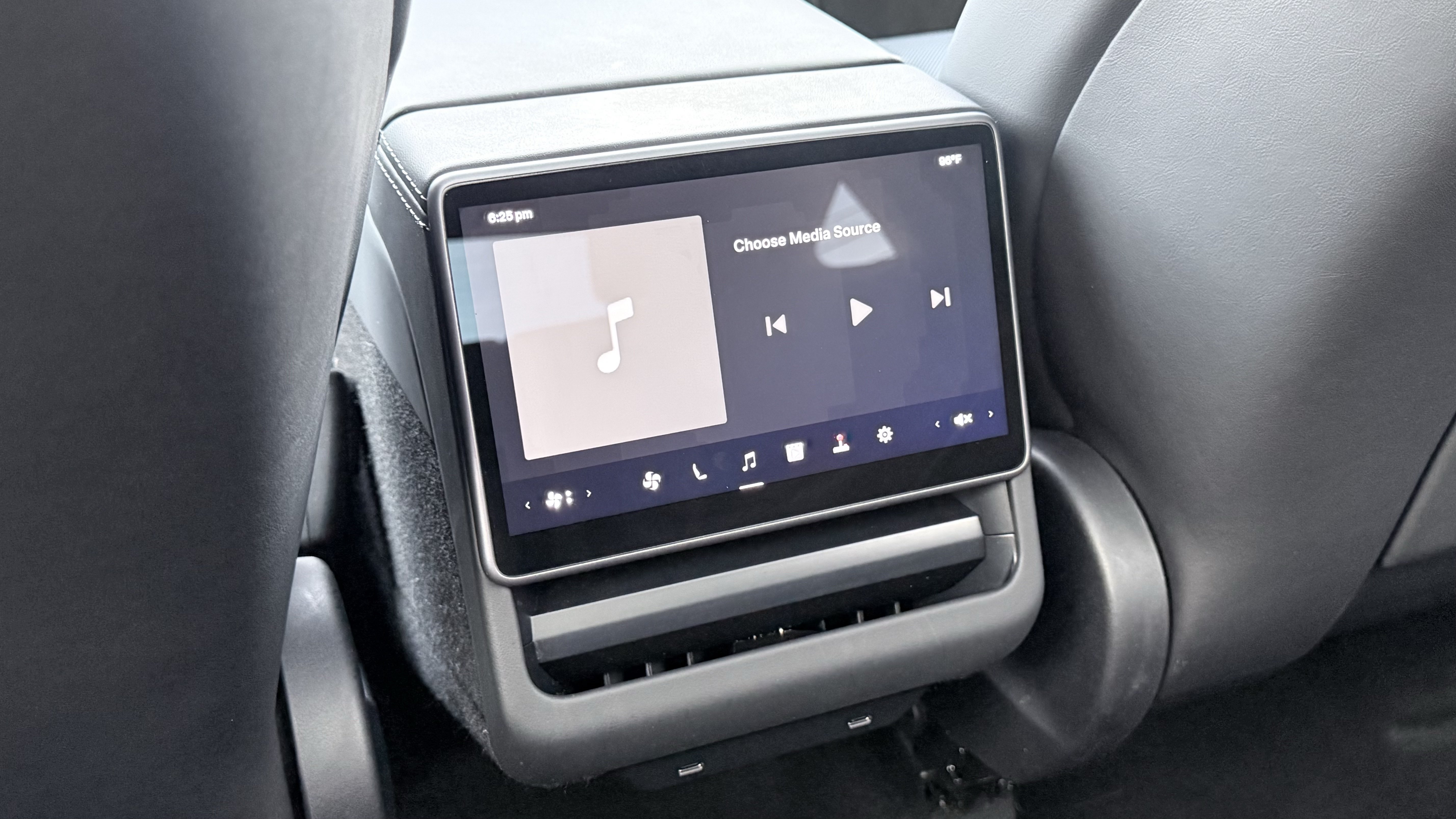 Used 2026 Tesla Model Y AWD image 44