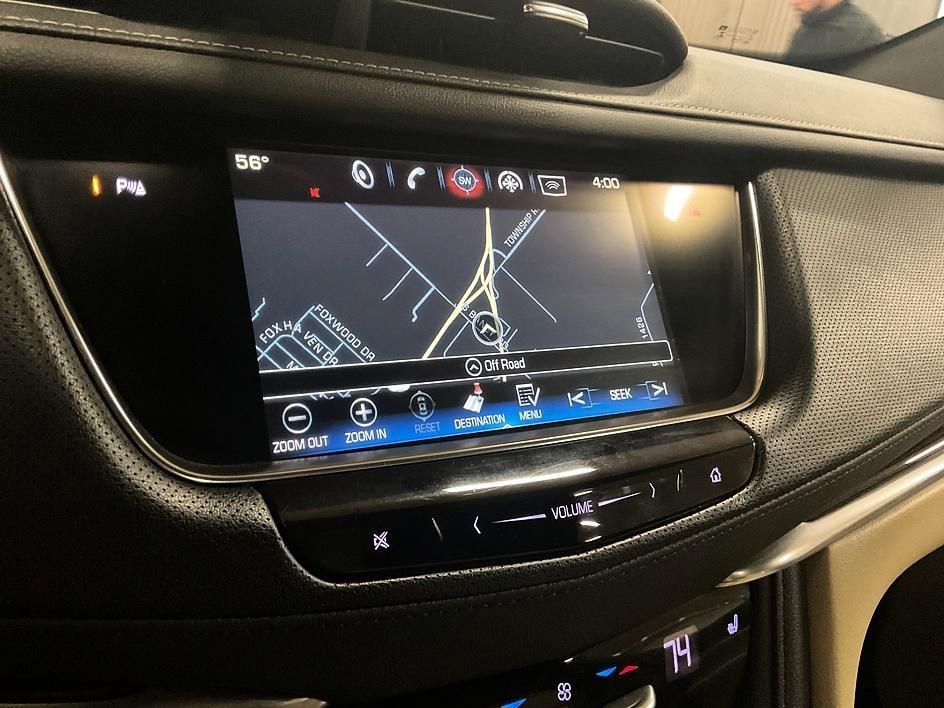 Used 2019 Cadillac XT5 Luxury image 31