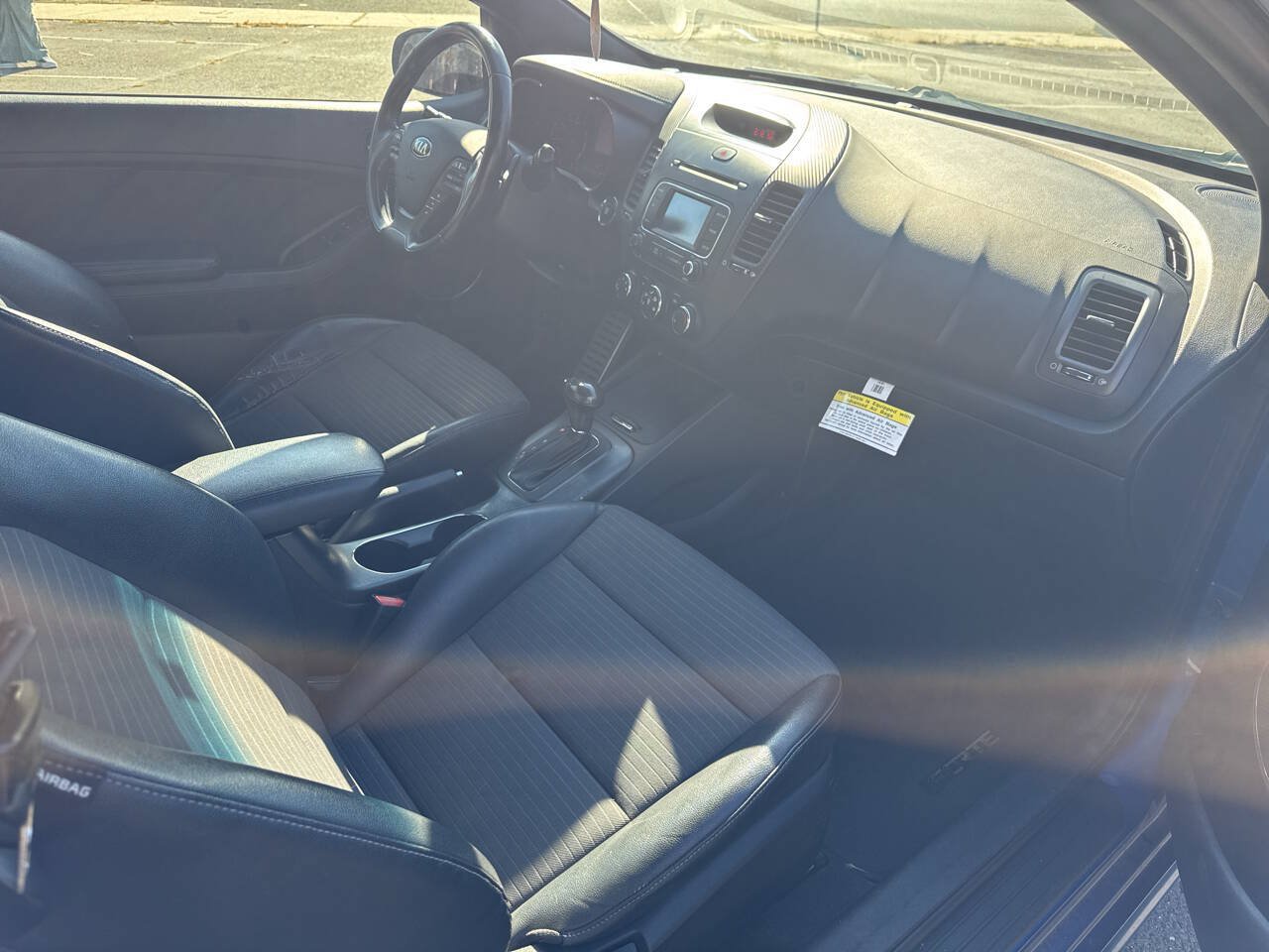 Used 2014 Kia Forte Koup SX FWD image 9