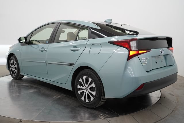 Used 2020 Toyota Prius XLE AWD/4WD image 5