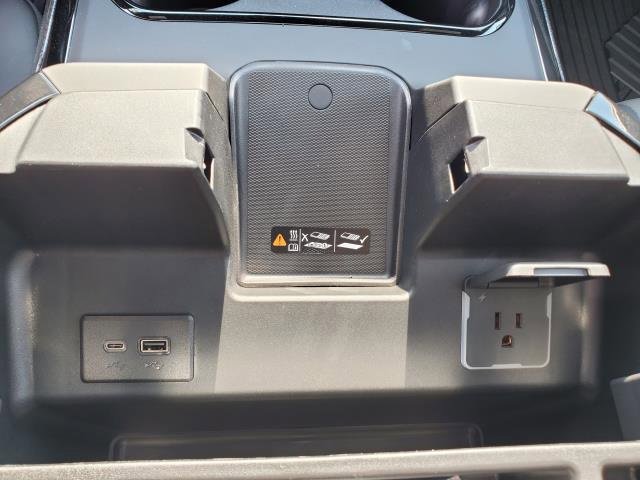 New 2026 Chevrolet Silverado 2500 ZR2 w/ ZR2 Bison Edition image 32